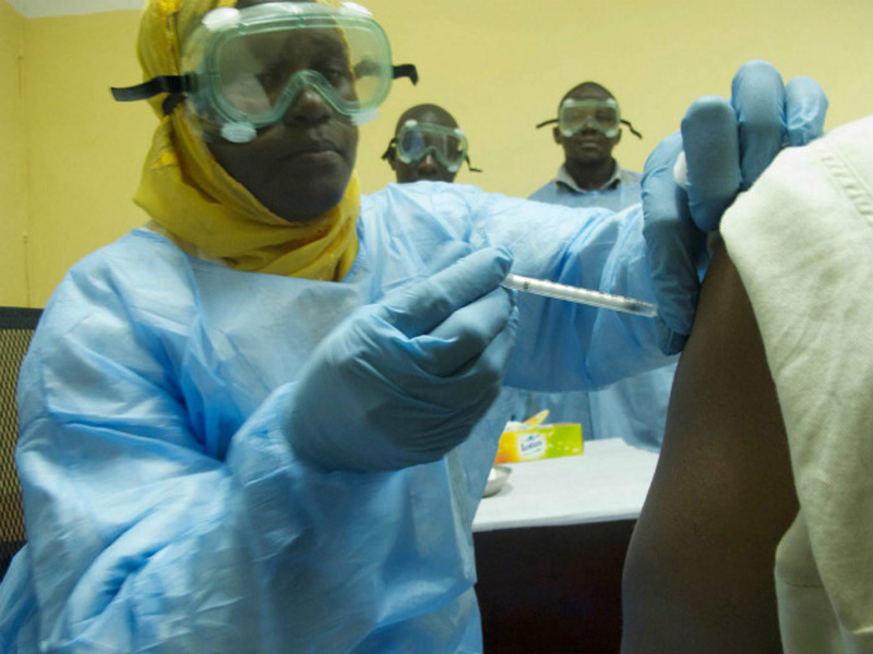 Zbog epidemije ebole više od 16.000 djece postalo siročad
