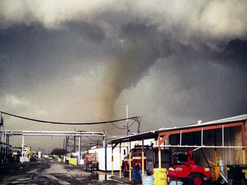 Tornado_Oklahoma_March 25 2015