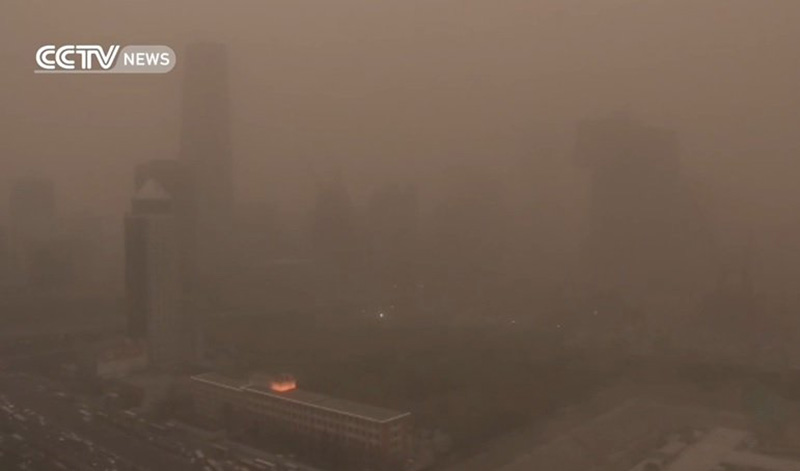 Pješčana oluja u Pekingu.