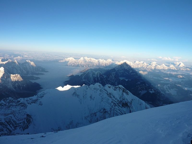 Kinenski znanstvenici kažu da se Mont Everest počeo topiti