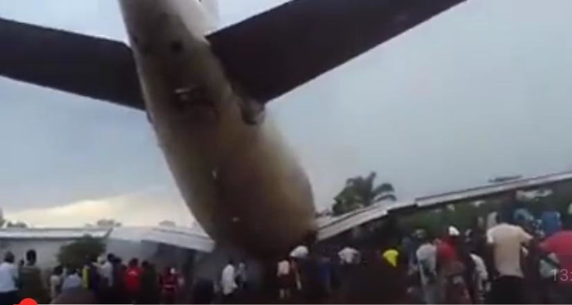 Kongo: Teretni avion promašio pistu pa udario u obližnje kuće, sedam poginulih