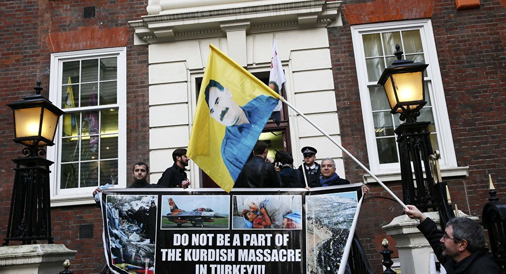 Klikni za povećanje Kurdi London