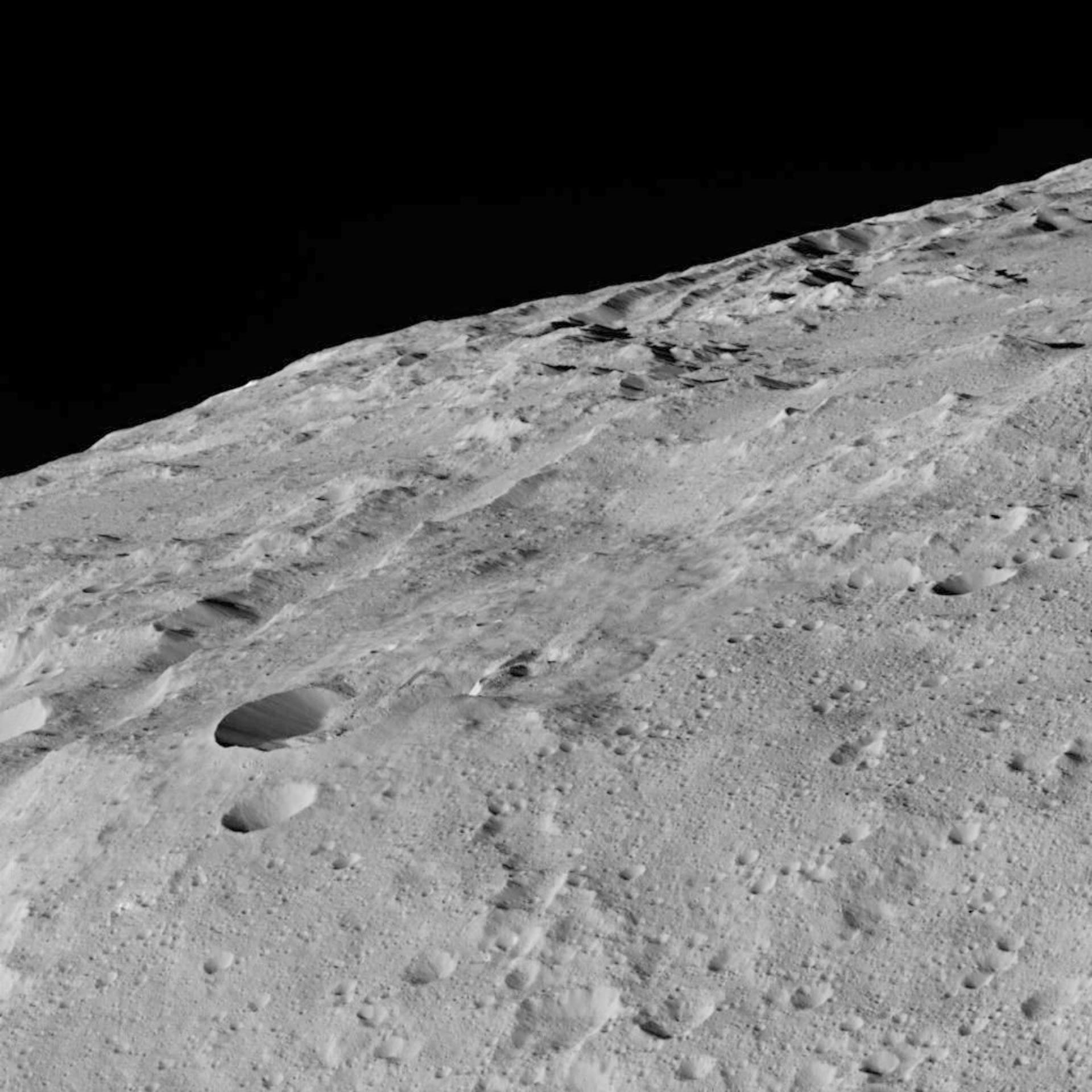 Svemirska sonda Dawn poslala nove fotografije planetoida Ceresa