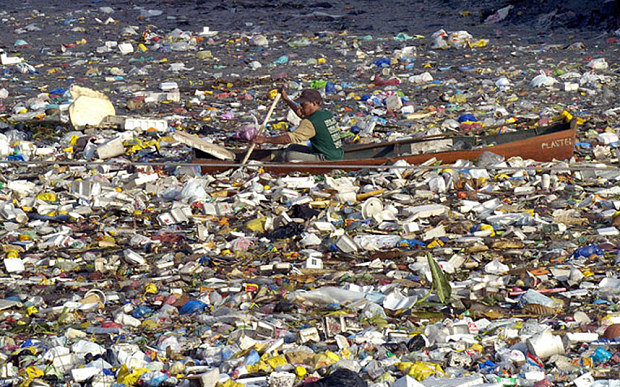 Najmanje 8 milijuna tona plastike godišnje završi u oceanima i morima