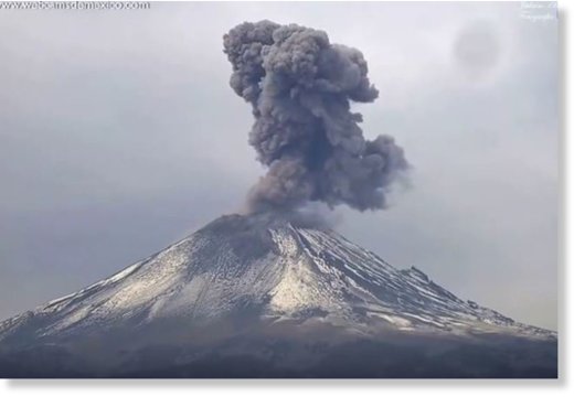Popocatepetl volcano erupts