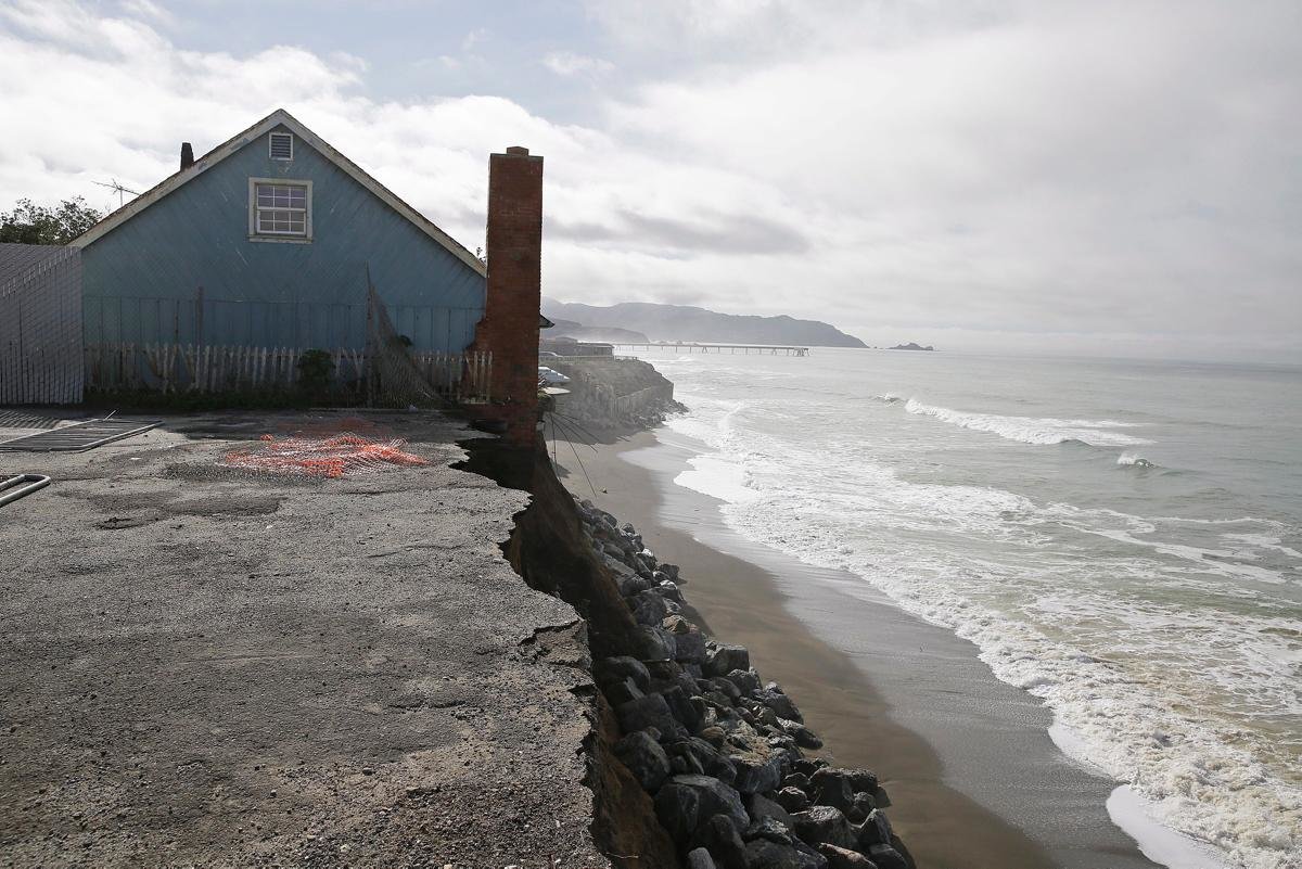 Zastrašujuća moć prirode: El Nino nosi sve pred sobom, odroni prijete Kaliforniji