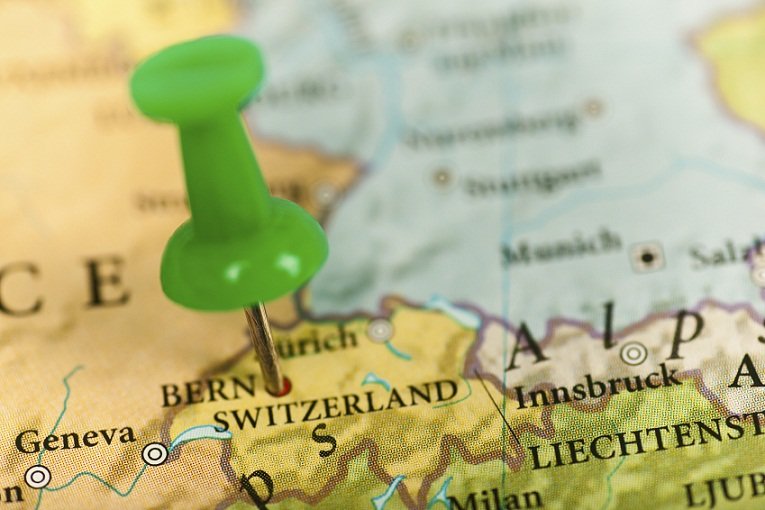 Klikni za povećanje The US has attacked Switzerland, the secrecy of bank accounts, now take over their