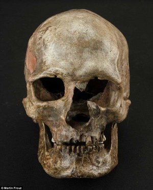 Analize DNK  pokazuju da su lovci-sakupljači bili su zamijenjeni tajanstvenom skupinom ljudi nakon ledenog doba