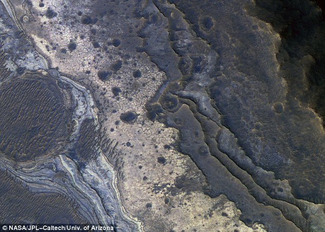 Na Marsu našli neobičan mineral kakav postoji i u Yellowston