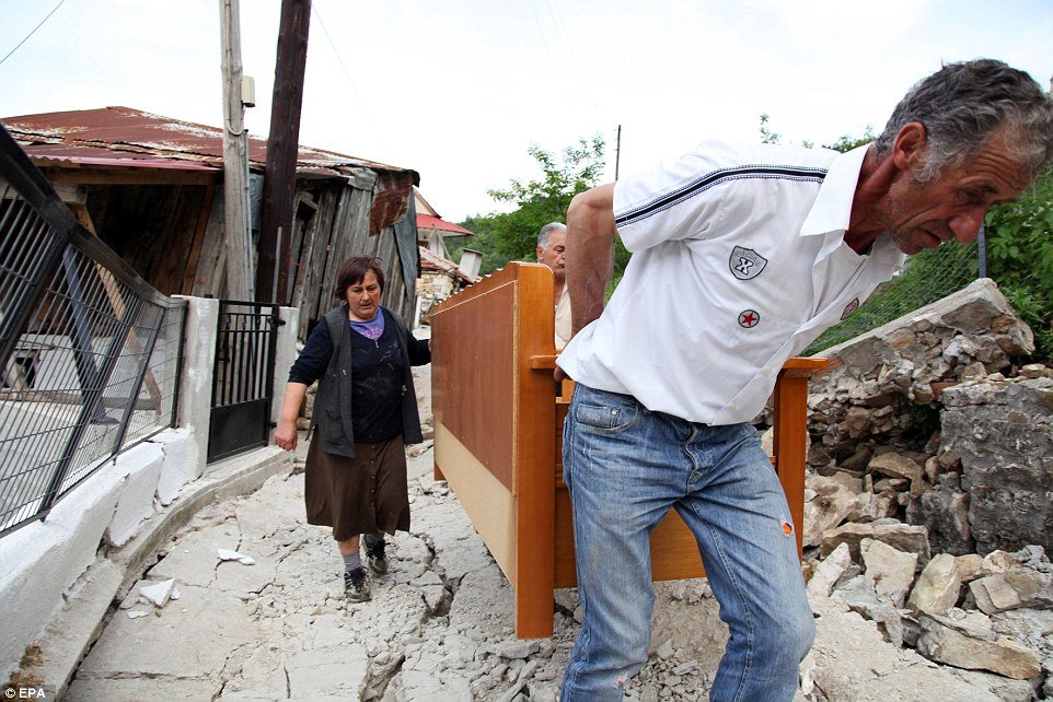 Grčka: Selo Ropoto od 2012 godine neprestano tone