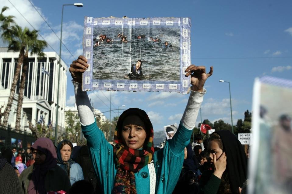 Hiljade ljudi na ulicama u evropskim gradovima: Podrška izbjeglicama i protesti protiv vlade i dogovora EU sa Turskom
