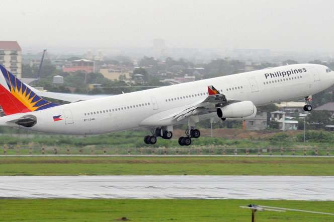 Filipinski putnički avion sa 250 ljudi prinudno sletio zbog čudnog dima u pilotskoj kabini