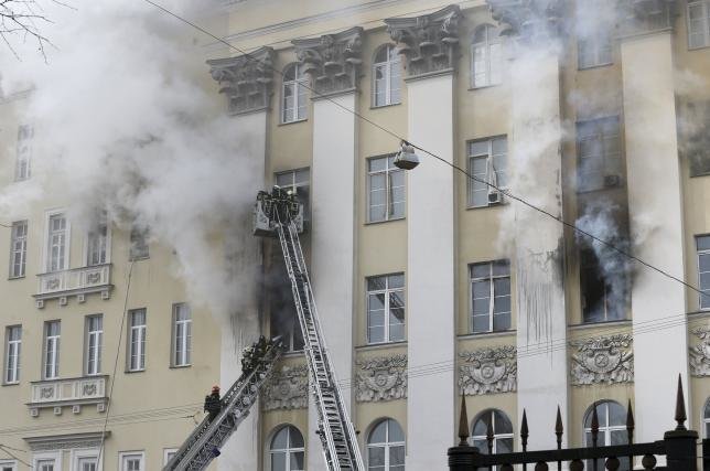 Požar zahvatio zgradu Ministarstva odbrane u Moskvi