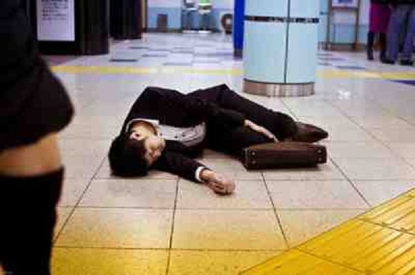 Japan: Karoshi - sve više ljudi umire zbog prekomjernog rada