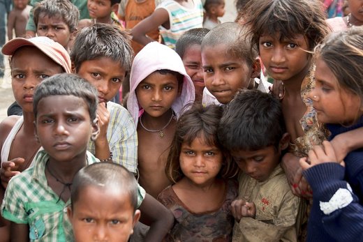 Britanski list Sun: Djeca koja su preživjela potres u Nepalu prodaju se britanskim obiteljima kao robovi za domaćinstvo