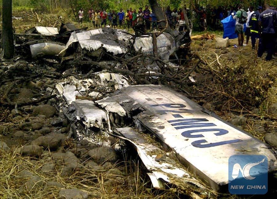 Papua Nova Gvineja: Avion srušio se blizu aerodroma, poginulo 12 osoba