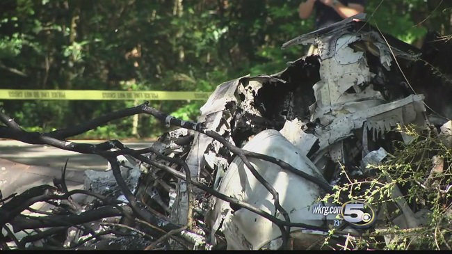 Alabama: Mali avion se srušio u park 