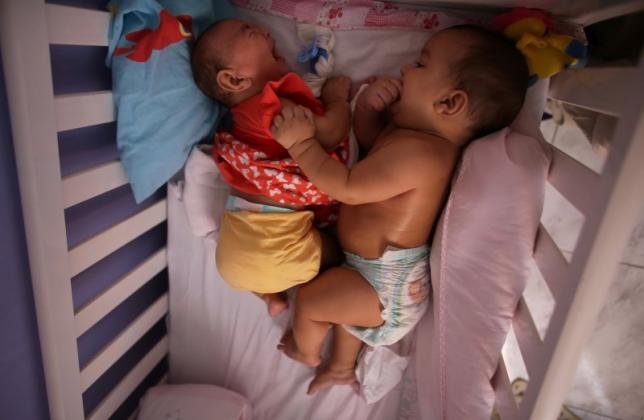 Brazil: Rođenje blizanaca potaknuli na novo istraživanje, jedno dijete rođeno zdravo, drugo je zaraženo zika virusom