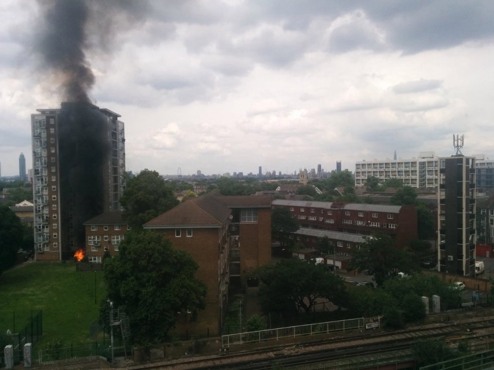 Požar u stambenoj zgradi u Londonu