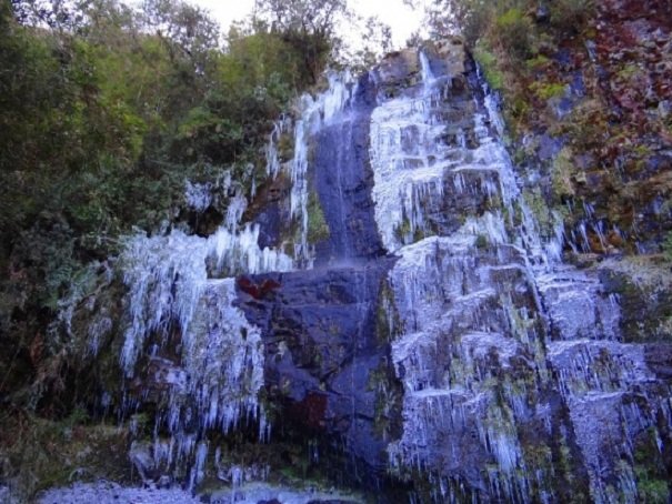 Brazil: Zbog polarne hladnoće u Sao Paulu stradalo 5 ljudi, u Santa Catarini se zaledio vodopad preko noći