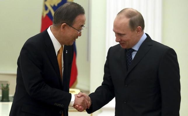 Predsjednik Putin uručio Ban Ki-moonu odlikovanje 