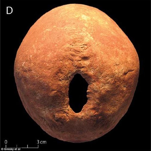 Na 6000 godina starim lubanjana, otkrivenim u Rusiji, vide se tragovi operativnih zahvata 