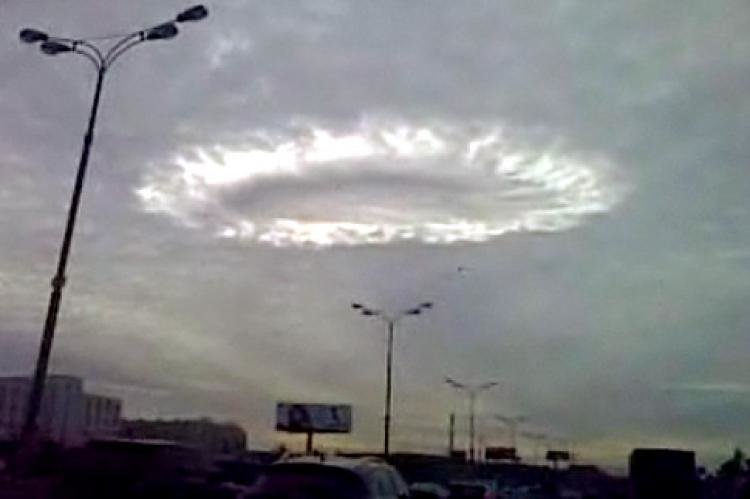 Neobična struktura oblaka iznad Moskve