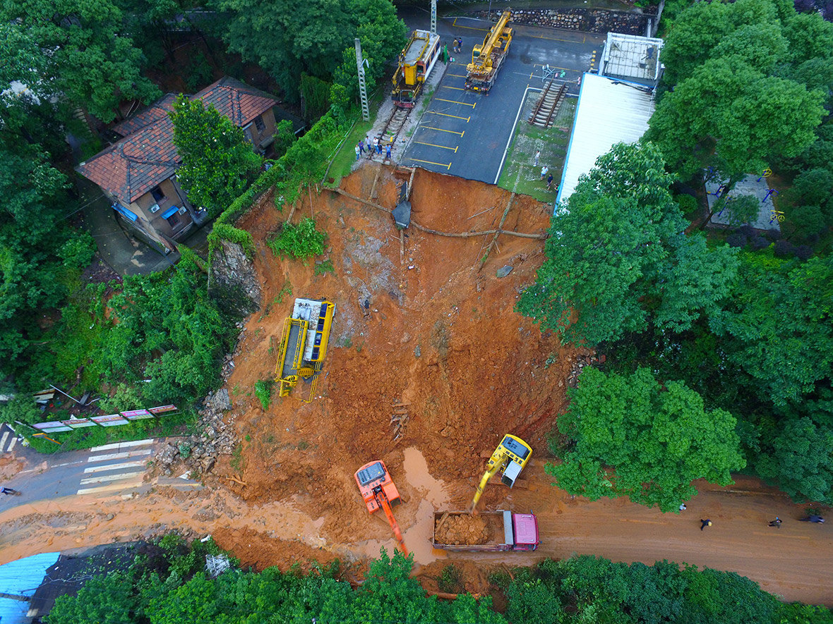 Povijesne poplave u Kini: 237 osoba poginulo, šteta milijardu dolara