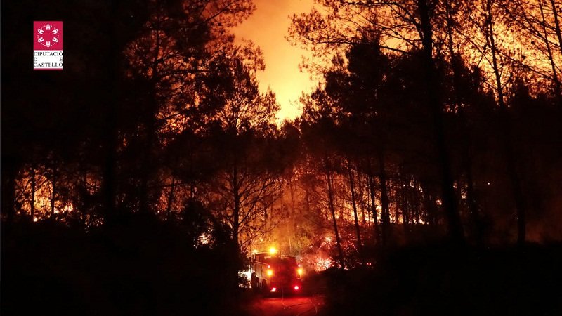 1000 hektara zahvaćeno vatrom u oblasti Valensije u Španiji