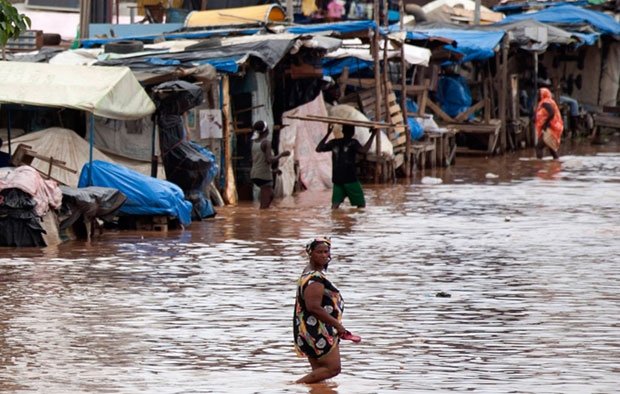 U državi Niger uslijed poplava poginulo 11 ljudi, a 30.000 ostali bez domova