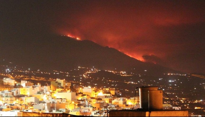 Njemac izazvao požar na španskom ostrvu La Palma, poginuo čuvar parka, 700 ljudi evakuisano