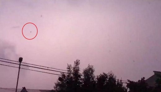 Makedonska televizija Kanal 5 objavila snimak neobičnog letećeg predmeta