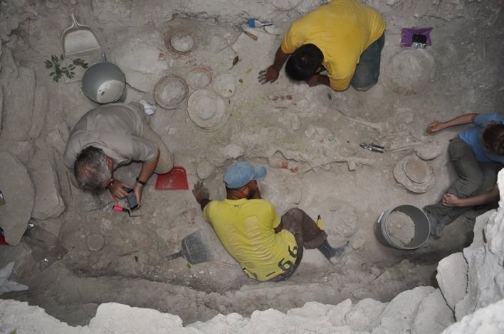 U Belizeu pronađena kraljevska grobnica Maja