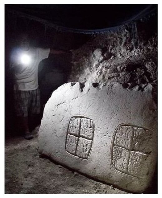 U Belizeu pronađena kraljevska grobnica Maja sa hijeroglafskim pločama koje pričaju o 