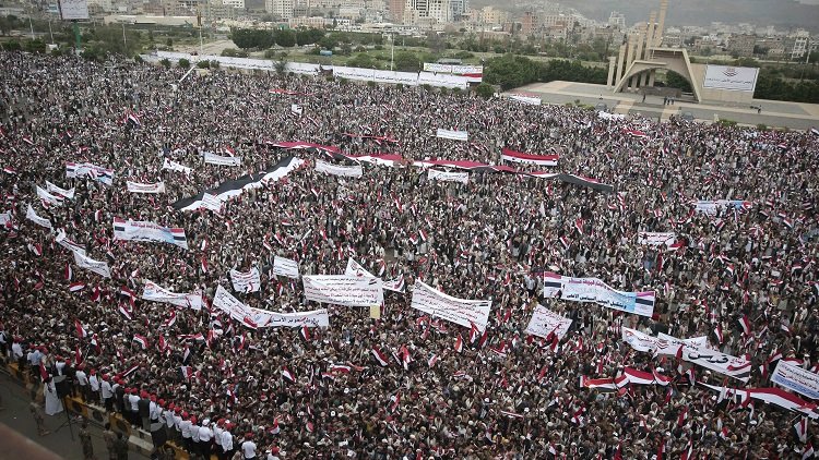 Stotine hiljada Jemenaca na maršu podrške Hutijima