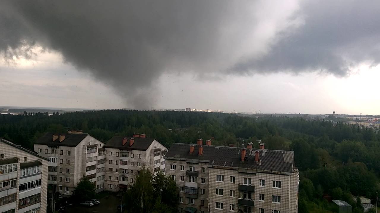 Neuobičajeni tornado na sjeverozapadu Rusije nanio veliku materijalnu štetu