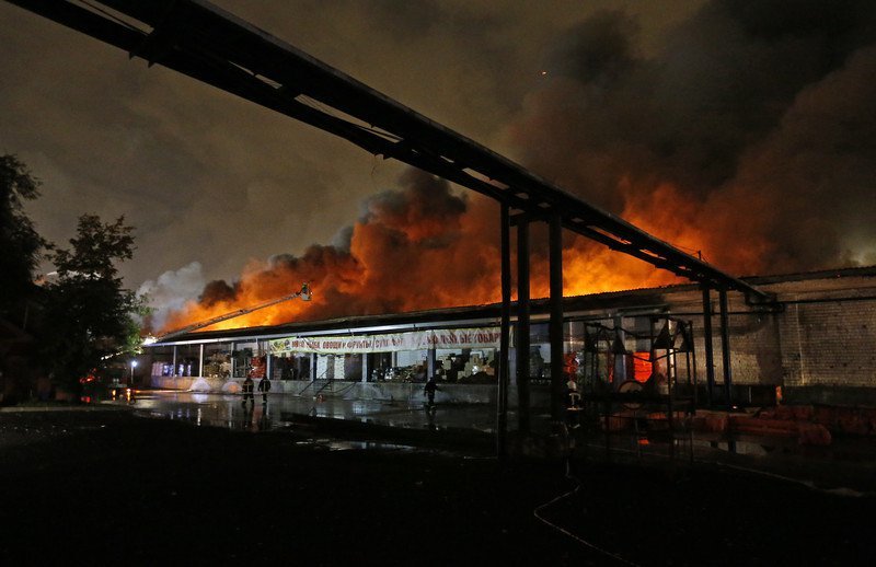 Moskva: 8 vatrogasaca poginulo u požaru hangara fabrike