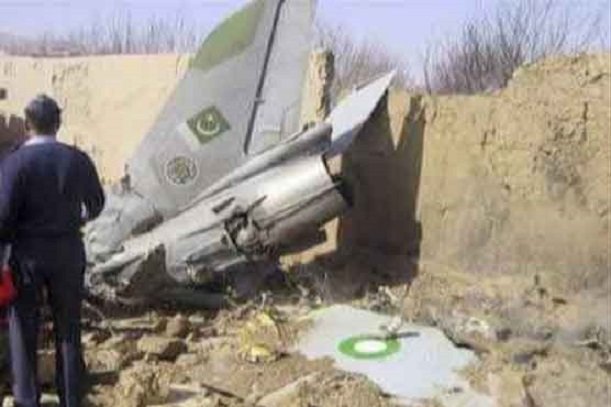 Srušio se pakistanski vojni avion, pilot poginuo