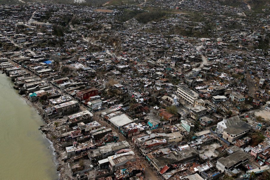Uraganom opustošen Haiti: Gotovo 900 poginulih, 90 % područja uništeno, a za 350.000 ljudi potrebna pomoć