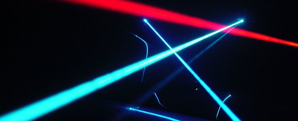 Znanstvenici otkrili mehanizam stvaranja antimaterije pomoću svjetla