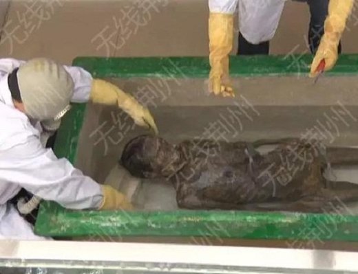 Kina: U provinciji Hubei pronađeno očuvano tijelo žene staro 500 godina