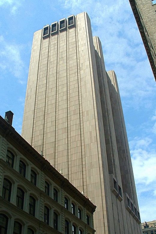 Jedino tamno mjesto u panorami grada Njujorka skriva stan Velikog brata