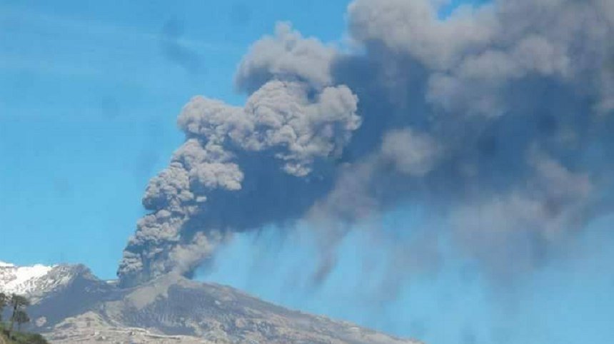 Nakon Perua 2 vulkana eksplodirala istovremeno i u Čileu: Pojačane vulkanske aktivnosti širom svijeta