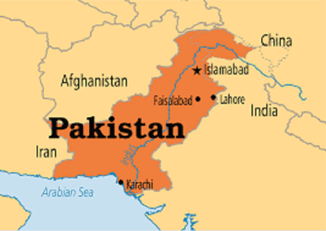 Pakistanski avion srušio se na sjeveru zemlje
