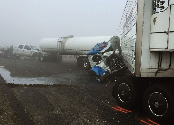 Zbog snježne oluje u Pennsylvaniji lančani sudar 50 vozila, 1 osoba poginula