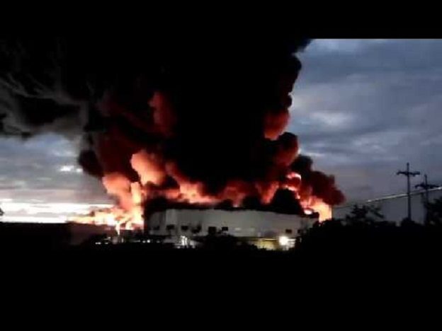 U požaru filipinske tvornice više od 100 osoba ozlijeđeno