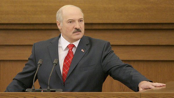 Kočetkov: Lukašenko misli da je pametniji od Sadama, Gaddafija i Janukoviča zajedno