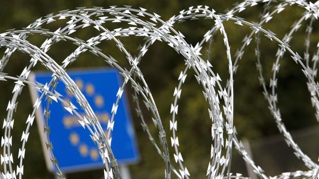Licemjerna EU Kritikuje Trampa, a i sama diže zidove na svojim granicama