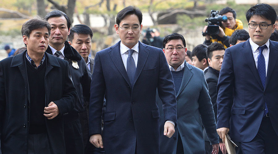 Potpredsjednik Samsunga uhićen zbog korupcijskoj skandala u Južnoj Koreji