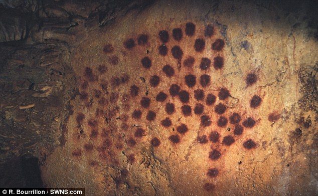 Komadi vapnenca stari 38.000 godina potvrđuju drevno rođenje tehnike koju su koristili poznati slikari